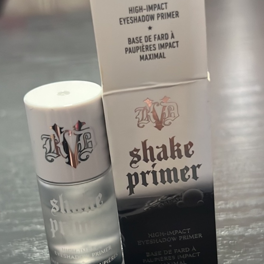 🍭🌙Rare! Kat Von D Shake Primer